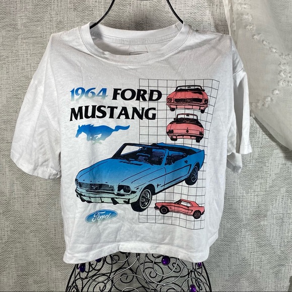 Forever 21 Tops - 1964 Ford Mustang white cropped t shirt size S